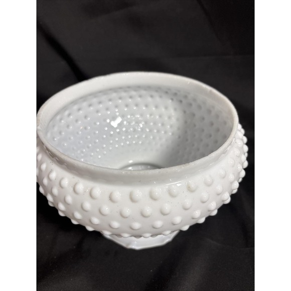 Vintage White Milk Glass Ruffled Top Hobnail Hurricane Lamp Shade 7" Fitter - Picture 9 of 10